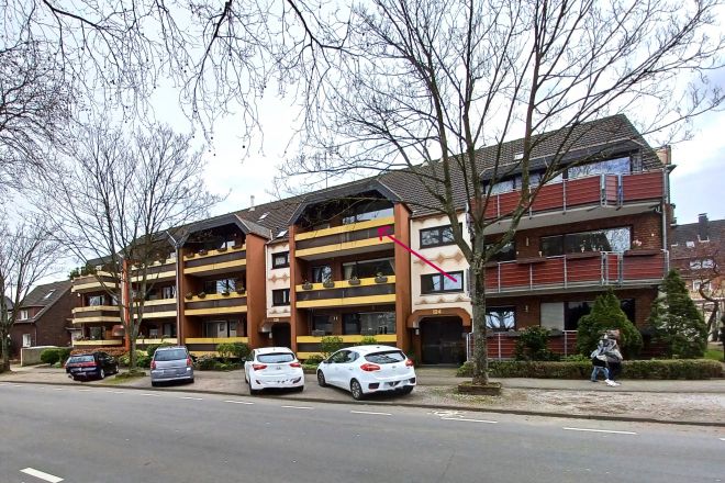 Maisonette-Eigentumswohnung mit 4,5 Zimmern Kamin, Balkon, Dachterrasse u. Garage  in Oberhausen-Sterkrade
