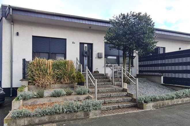 „Wohnen mit Hausgefühl“ Geschmackvolle Eigentumswohnung mit  Garten und eigenem Eingang in guter Lage  von Barmingholten zu verkaufen!