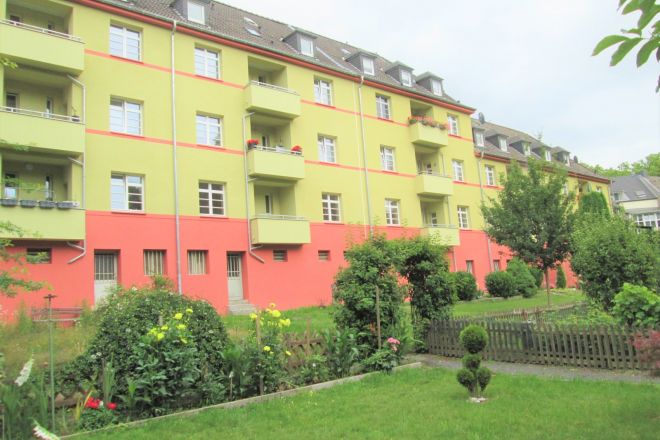 Gut gelegene Etagenwohnung mit Balkon, in Sterkrade Mitte!
