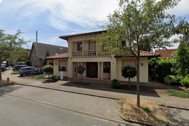 Stilvolle mediterrane Villa in begehrter Lage von Duisburg Alt-Walsum